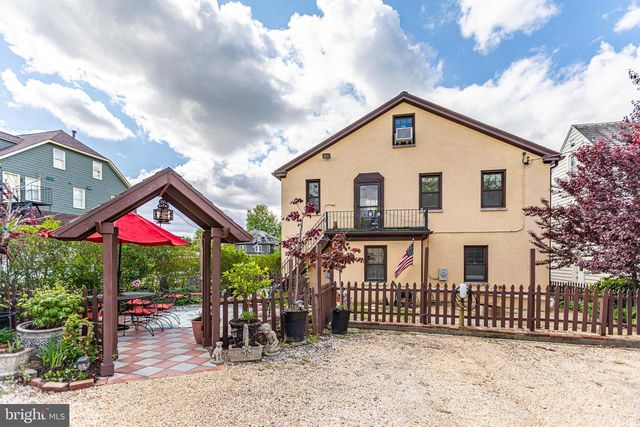 404 ALLEGHENY, Towson, MD 21204