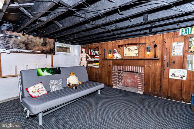 404 ALLEGHENY, Towson, MD 21204