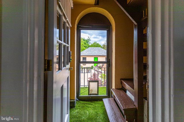 404 ALLEGHENY, Towson, MD 21204