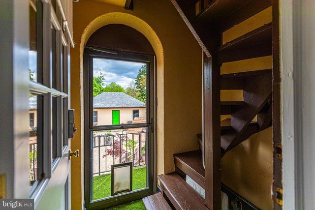 404 ALLEGHENY, Towson, MD 21204