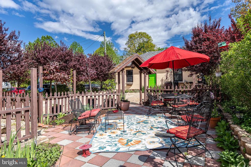 404 ALLEGHENY, Towson, MD 21204