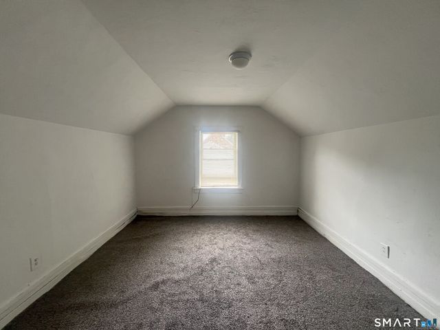 270 East Avenue, Bridgeport, CT 06610