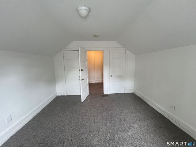 270 East Avenue, Bridgeport, CT 06610