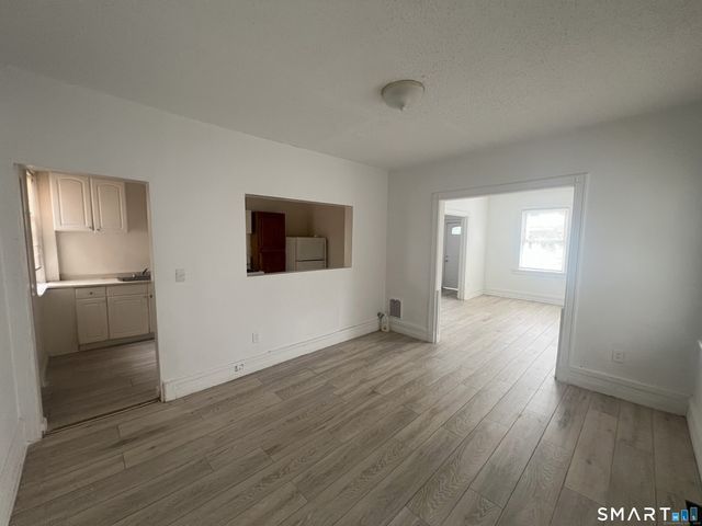 270 East Avenue, Bridgeport, CT 06610