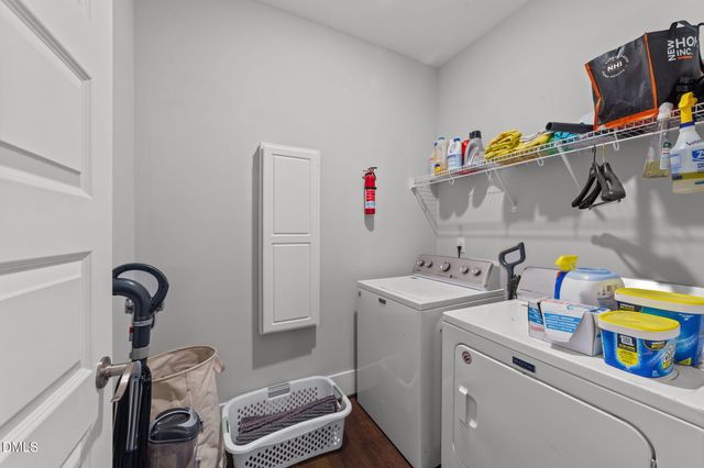 180 Elvenia Circle, Benson, NC 27504