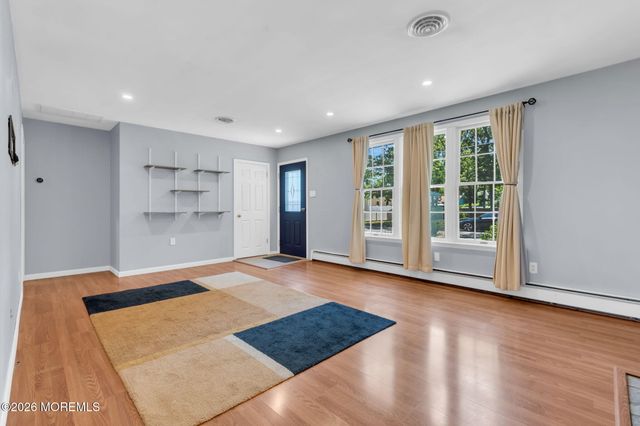 323 Shepard Avenue, Forked River, NJ 08731