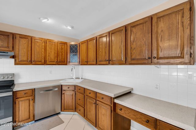 323 Shepard Avenue, Forked River, NJ 08731