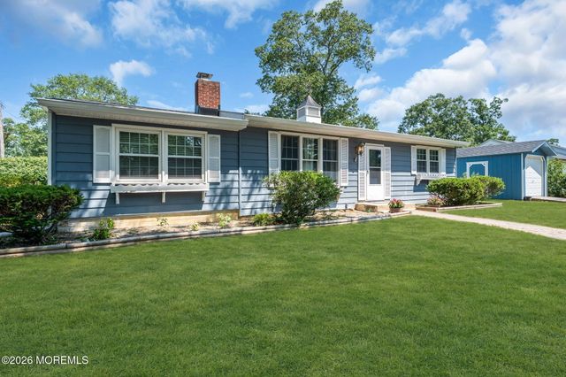 323 Shepard Avenue, Forked River, NJ 08731