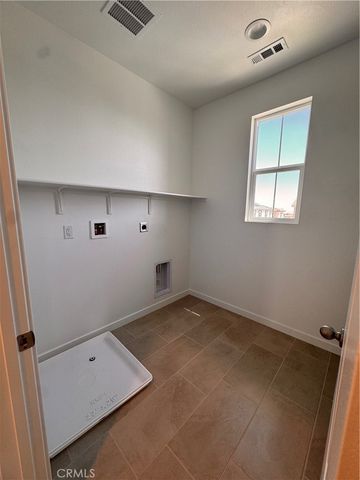 16512 Botanical Ln, Fontana, CA 92336