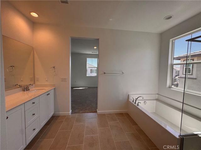 16512 Botanical Ln, Fontana, CA 92336