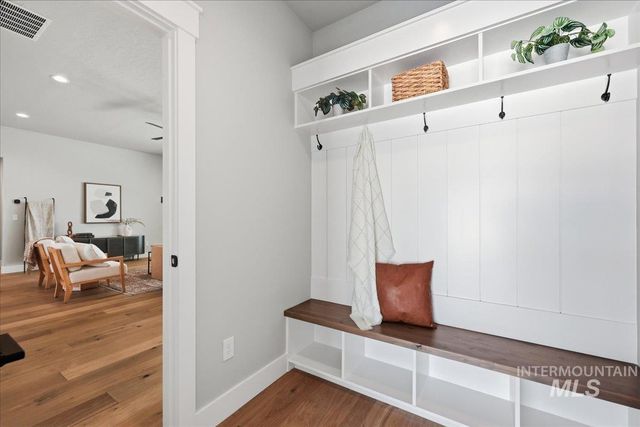 513 W Millstone St, Middleton, ID 83644