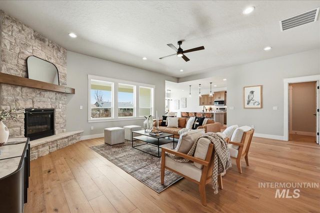 513 W Millstone St, Middleton, ID 83644