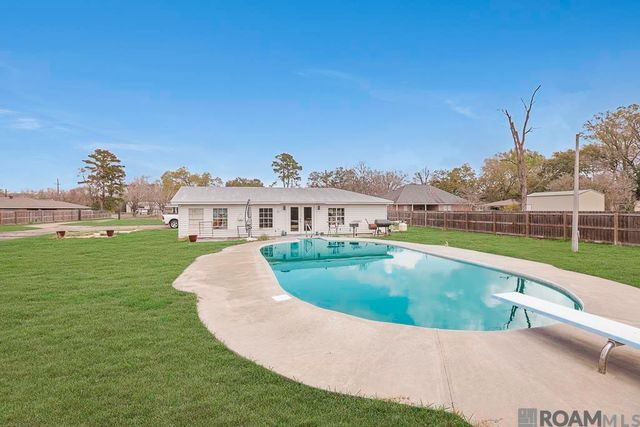 42189 La Hwy 621, Gonzales, LA 70737