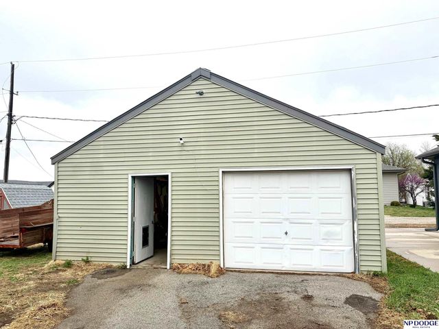 1744 State Street, Blair, NE 68008