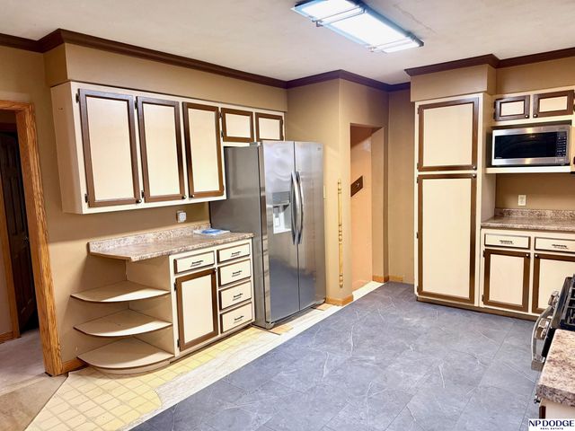 1744 State Street, Blair, NE 68008