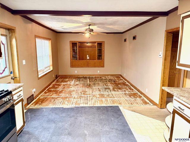 1744 State Street, Blair, NE 68008