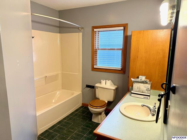 1744 State Street, Blair, NE 68008