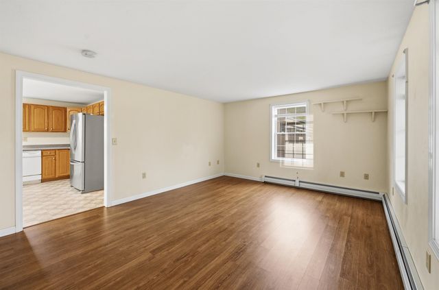 27 Clinton Street, Concord, NH 03301