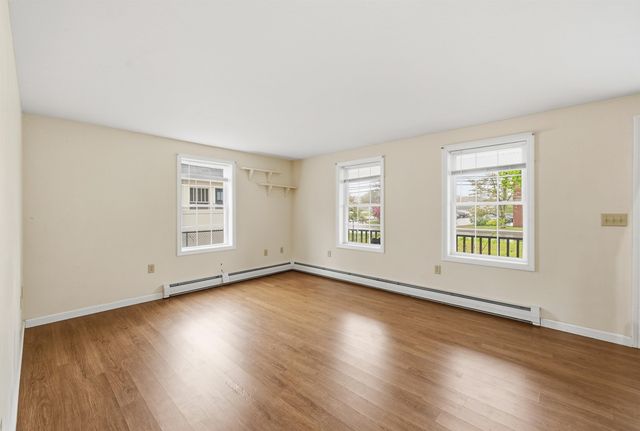 27 Clinton Street, Concord, NH 03301