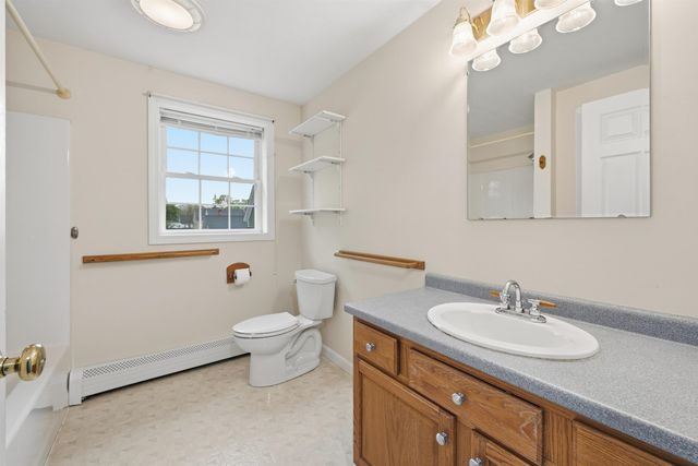 27 Clinton Street, Concord, NH 03301