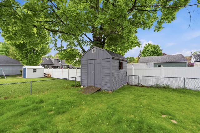 27 Clinton Street, Concord, NH 03301