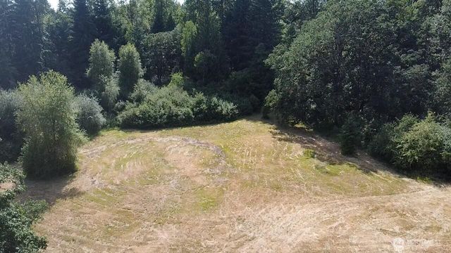 12515 Hubbard Street SE, Rainier, WA 98576