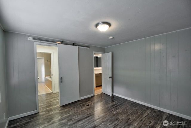 12515 Hubbard Street SE, Rainier, WA 98576
