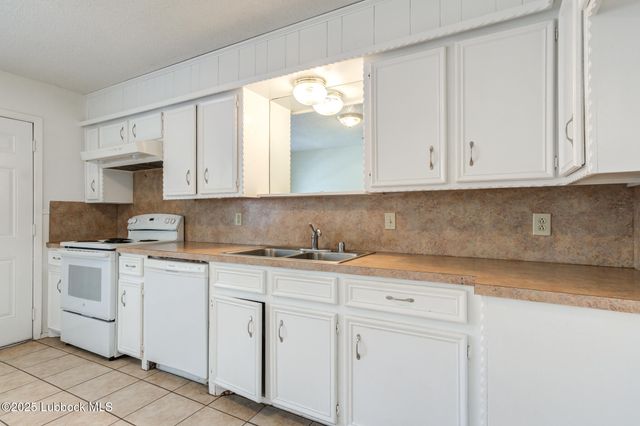 2304 40th Street, Lubbock, TX 79412