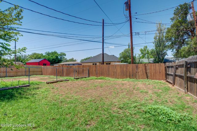 2304 40th Street, Lubbock, TX 79412