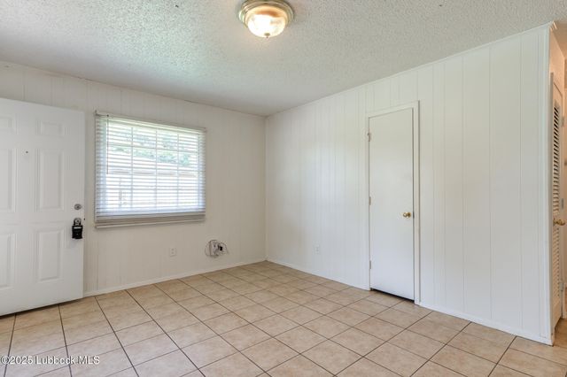 2304 40th Street, Lubbock, TX 79412