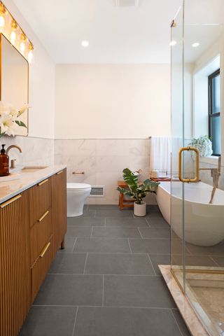 94 HAWTHORNE Street, New York City, NY 11225