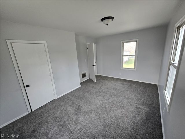 14 N Lorain Avenue N, Girard, OH 44420