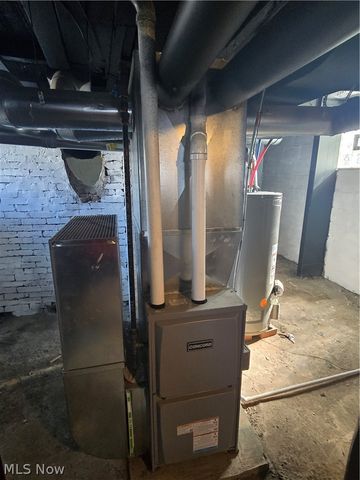 14 N Lorain Avenue N, Girard, OH 44420