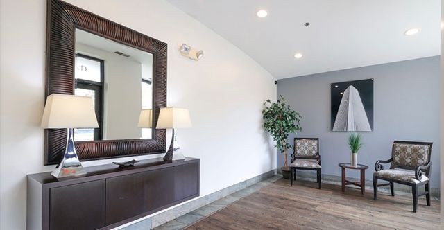 106 S Ridgeland Avenue 412, Oak Park, IL 60302