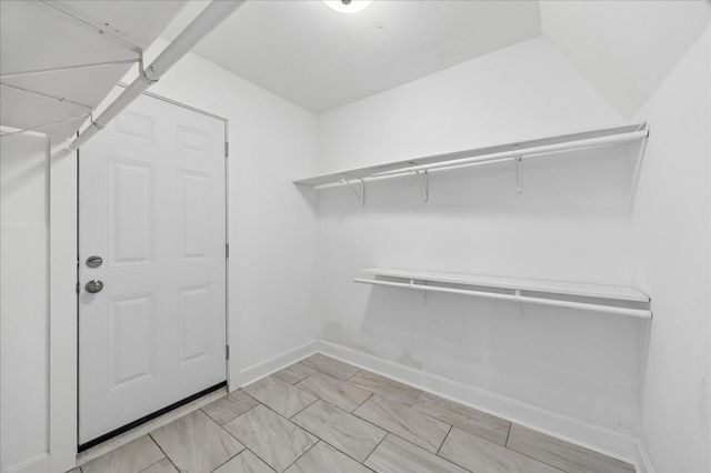 8703 Twisting Vine Lane, Houston, TX 77040