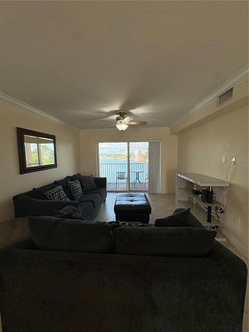 11605 3RD STREET E 306, Treasure Island, FL 33706