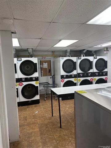 20 Wendell Street 19E, Hempstead, NY 11550