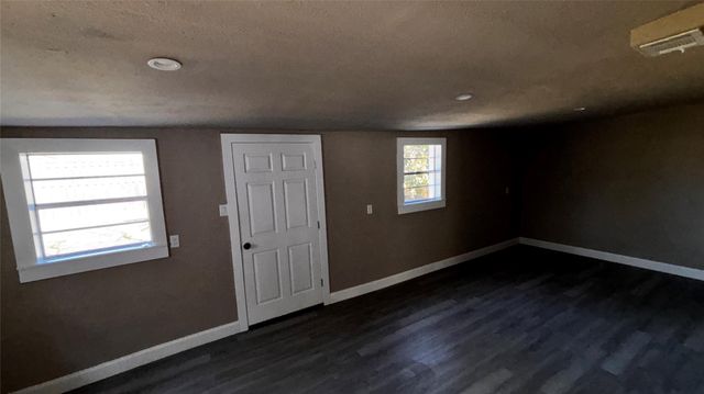 3930 Hartel Street, Beaumont, TX 77705