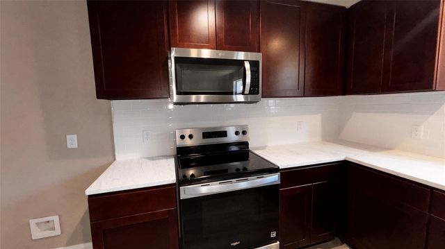 3930 Hartel Street, Beaumont, TX 77705