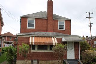 825 Liberty St, Duquesne, PA 15110
