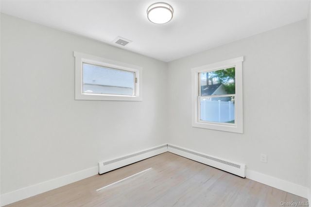 23 Kevin Lane, Bethpage, NY 11714