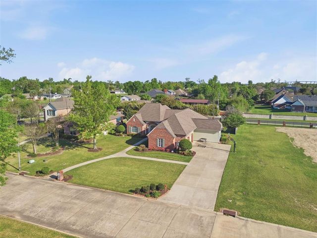 3728 Yorkshire Drive, Lake Charles, LA 70605