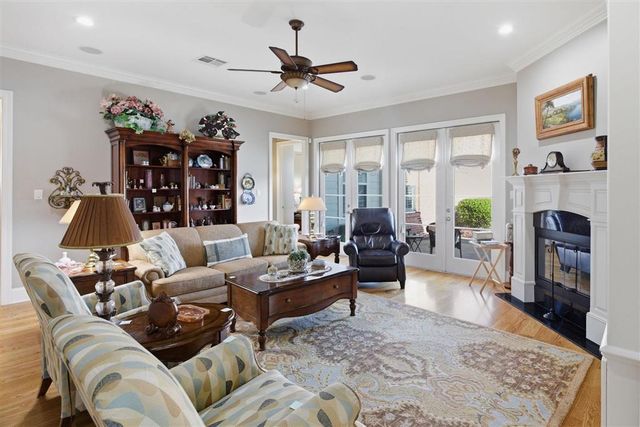 3728 Yorkshire Drive, Lake Charles, LA 70605