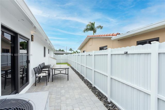 510 SE 3rd Ave A, Dania Beach, FL 33004