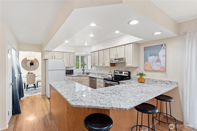 10122 SE 268th Street, Kent, WA 98030