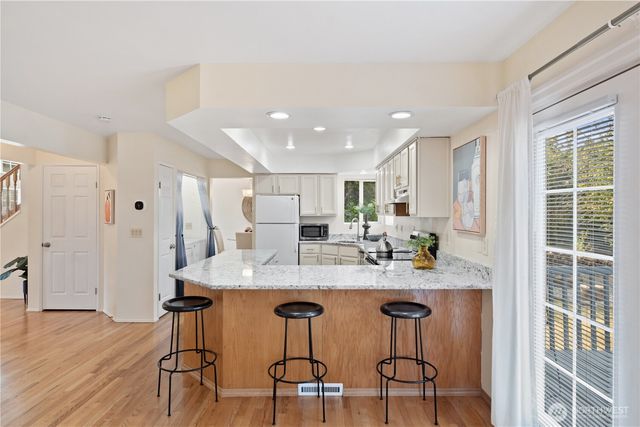 10122 SE 268th Street, Kent, WA 98030