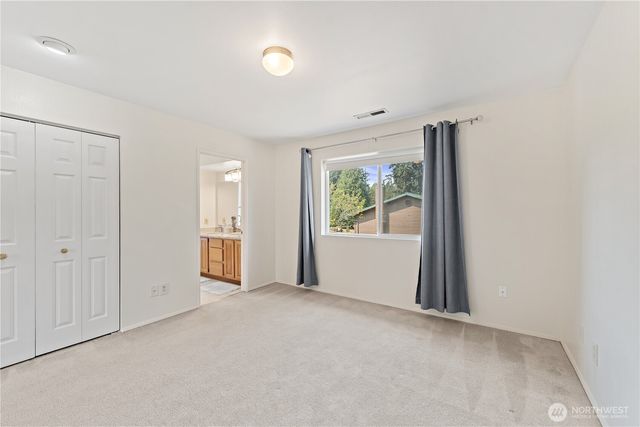 10122 SE 268th Street, Kent, WA 98030
