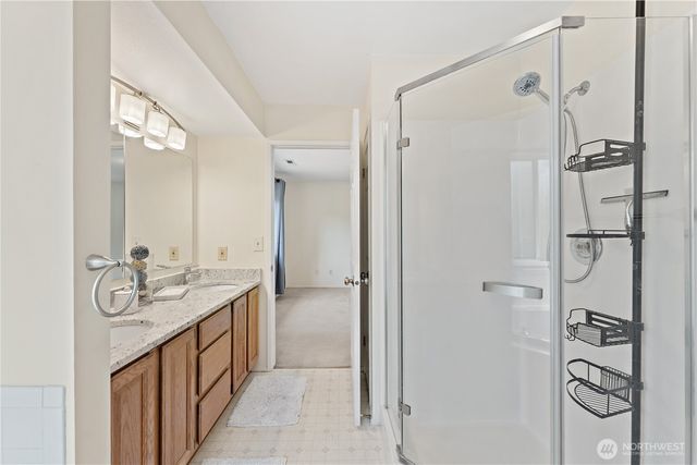 10122 SE 268th Street, Kent, WA 98030