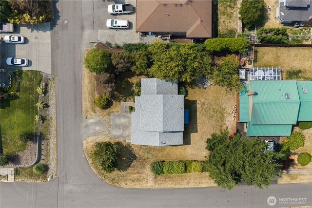 10122 SE 268th Street, Kent, WA 98030