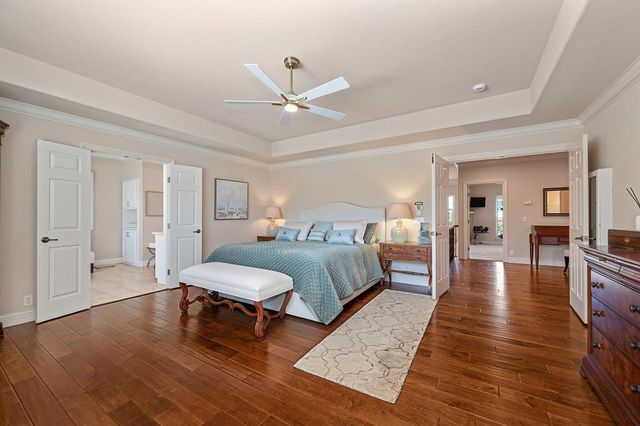 8834 Tahan Ln, Fair Oaks, CA 95628